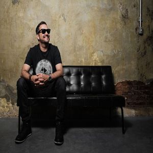 UM POUCO MELHOR (UM TANTO PIOR)