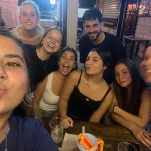 כאן בונים ציונות