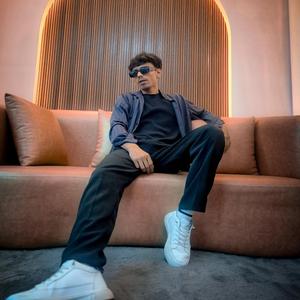 Mr. AD - Mero Life Mero Choice