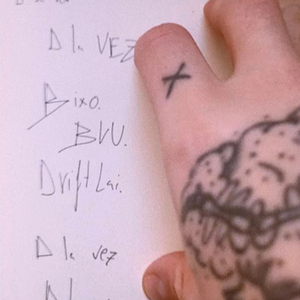 A la vez (feat. Alexis Blu & Driftlai)