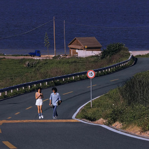 想再爱你多一点点