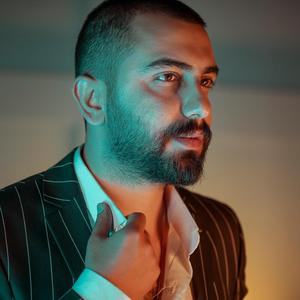 Yadm karawa & Bir mana var sözlerinde