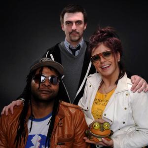 Parallel Frequency (feat. Zeke Subtex & Esh the Monolith)