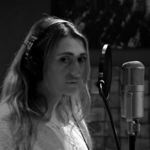 Will Somebody Please Me (feat. Lucianna Powell)