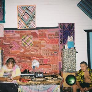 tag a mate with a shit hakk