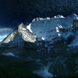 独行侠+她+爱如潮水