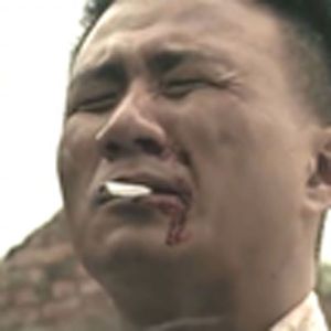 被严刑拷打（烟瘾犯）