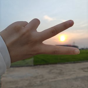 够咯噜啦啦噜啦啦