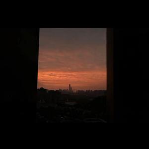 月亮不会奔你而来