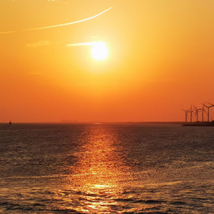 乡愁不是孤单的事.wav