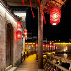 梦奇的灯影蓝衫