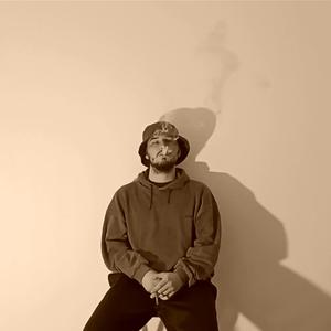 Passo Noites (feat. Tommy B)