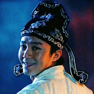 现在全世界只有你称赞我