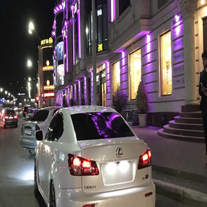 Leave The Lights On (Remix)