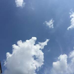 写一首关于你的歌