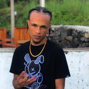 Dixan Kurti Vida (feat. R2 Unkz)