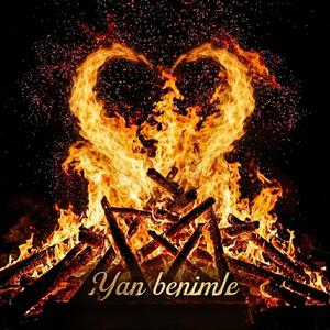 Yan benimle