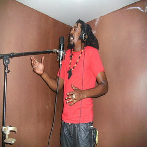 A Love Mi a Diil Wid