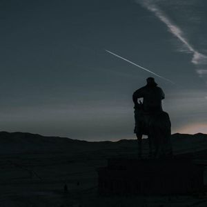 西域皇帝下江南