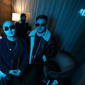 CALIFORNIA (feat. Zumi)