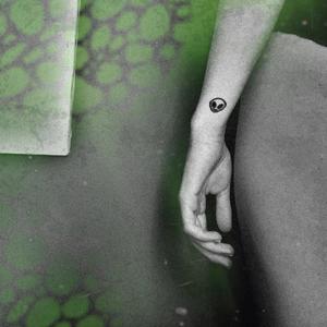 Alieni (feat. catrame)