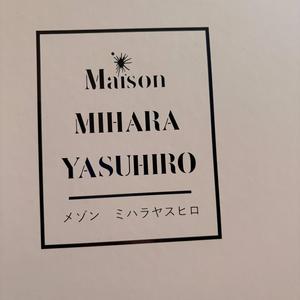 Mmy (feat. Barion)