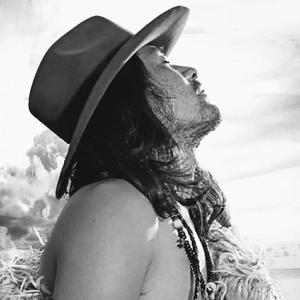 阿克斑马--旦正昂加（翻自 群星） 伴奏