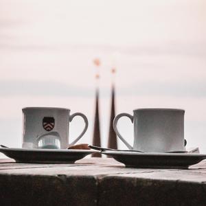 月下独酌小酒一杯