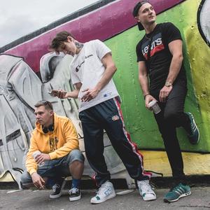 Nechte mě hořet (feat. Werner & Josef Vališ)