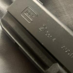 G21