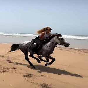 Bir Gönüle Aşk Girince