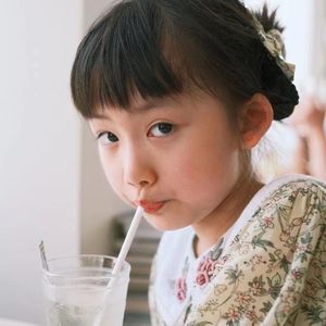 月亮河边的孩子