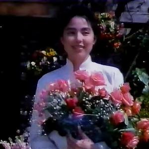 雲と一緒に浮かぶ