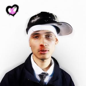 BAD BITXX (feat. Noyzbee)