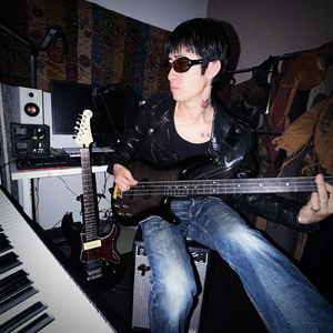 ルナティック・ハイウェイ・レディオ