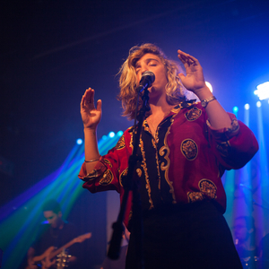 ספינה טובעת - בהופעה