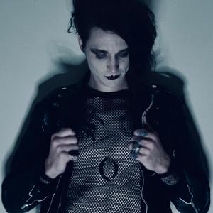 Pain Eater (feat. Chino Moreno)