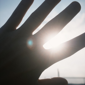 你头发的颜色真奇怪