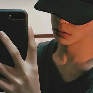 讨厌的喜欢的（翻自 王齐铭WatchMe）