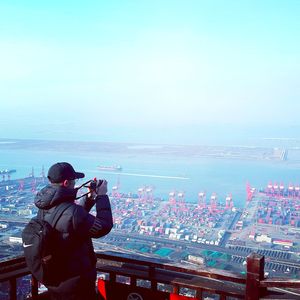 雨天（你能体谅 我有雨天）