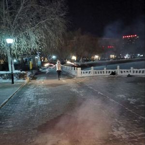 时间万里，却只有你