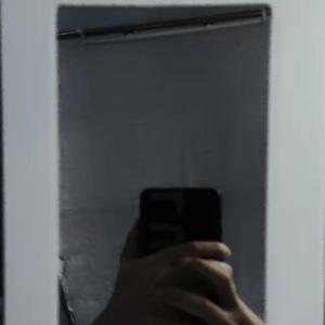 多想在平庸的生活拥抱你