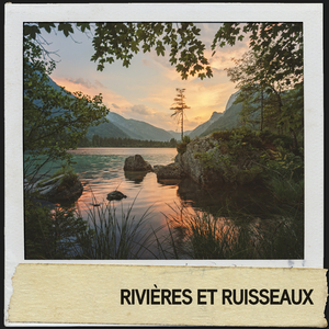 ondulations de l'eau la nuit