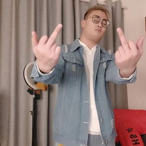 Eminem祥龙的大集体