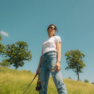 悄悄地偷偷摸摸