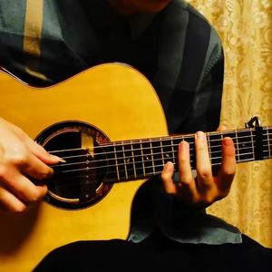 雨中盛开的曼珠沙华