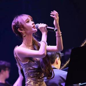 墨梅 我家洗砚池头树