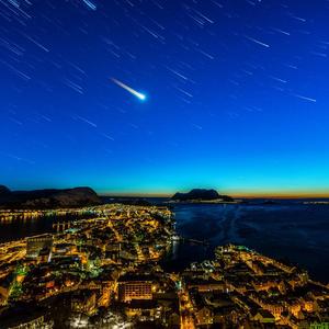 当爱在靠近翻唱