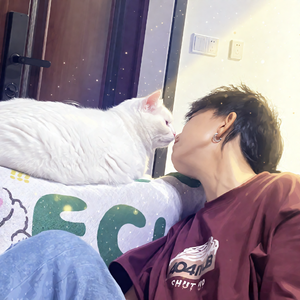 ไม่ปล่อยมือ (不放手)