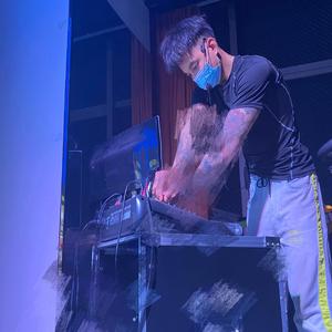 李耀东.沉默是金＋明月夜